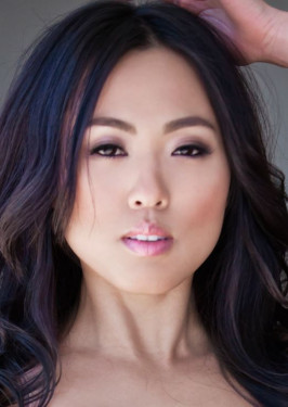 Kitty Lee